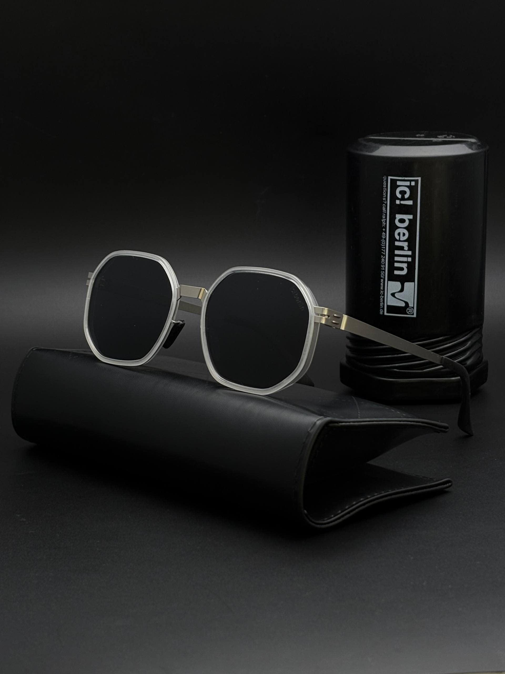 آیس شیش ضلعی 